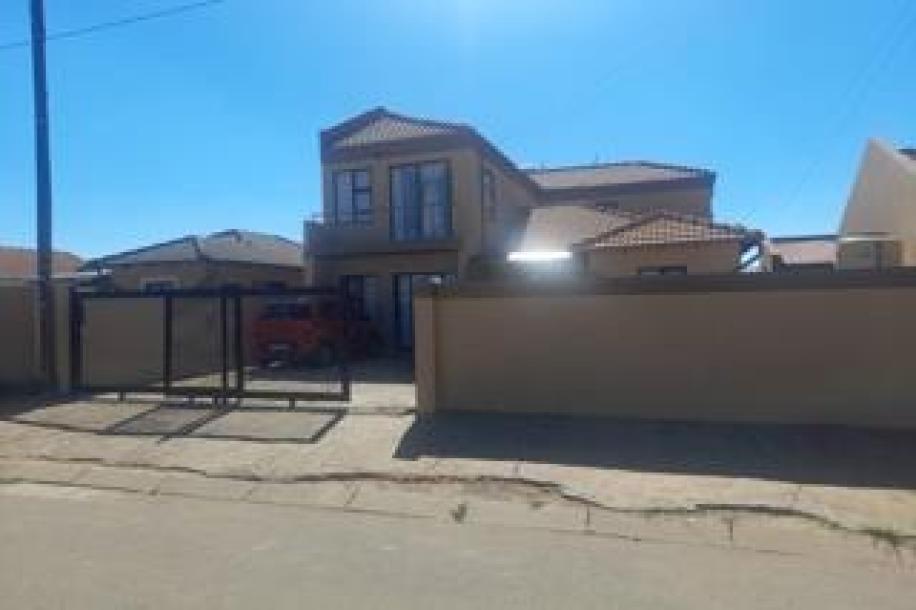 1 Bedroom Apartment / Flat to Rent in Protea Glen-1