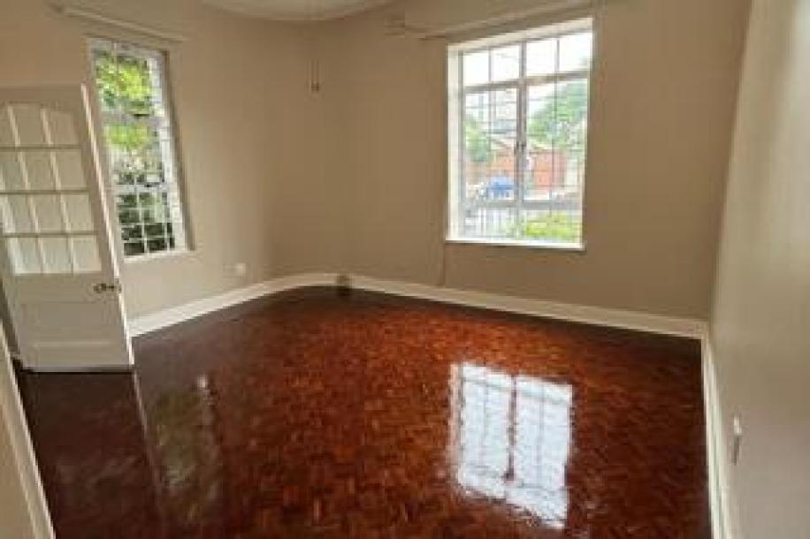 2.5 Bedroom Apartment / Flat to Rent in Musgrave-8