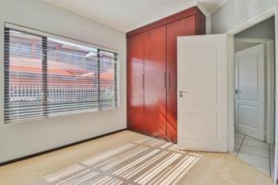 2 Bedroom Apartment / Flat to Rent in Glenvista