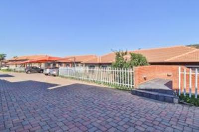 2 Bedroom Apartment / Flat to Rent in Glenvista