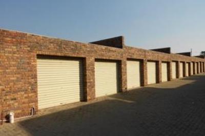 2 Bedroom Townhouse to Rent in New Redruth-5