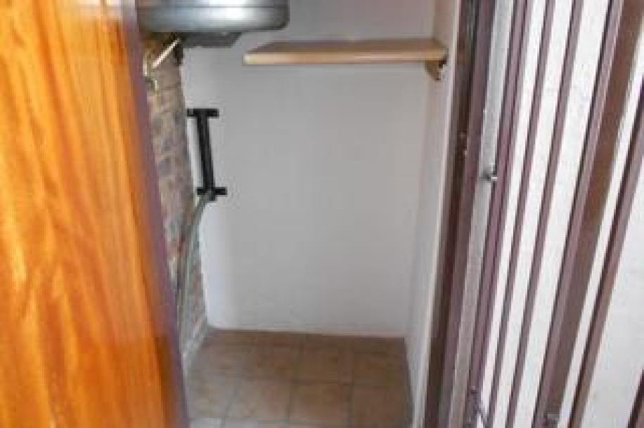 2 Bedroom Townhouse to Rent in New Redruth-6