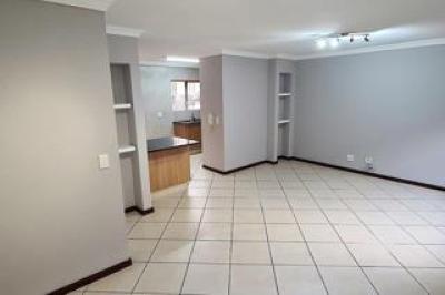 3 Bedroom Townhouse to Rent in Meyersdal-3