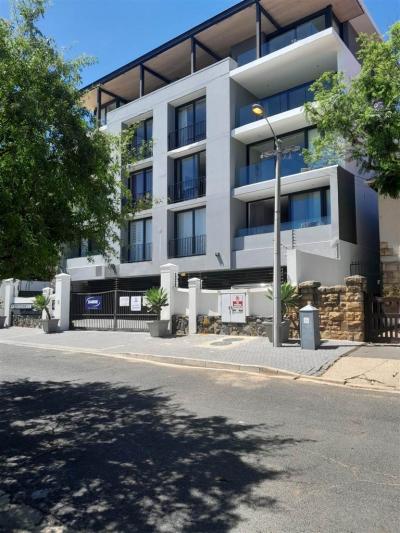 2 Bed Apartment in Vredehoek-0