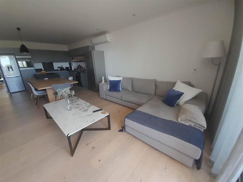 2 Bed Apartment in Vredehoek-13