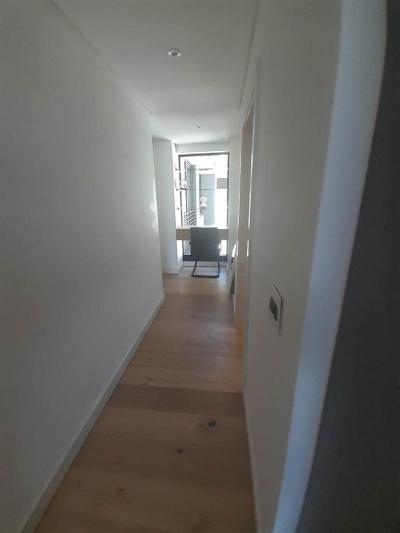 2 Bed Apartment in Vredehoek-14