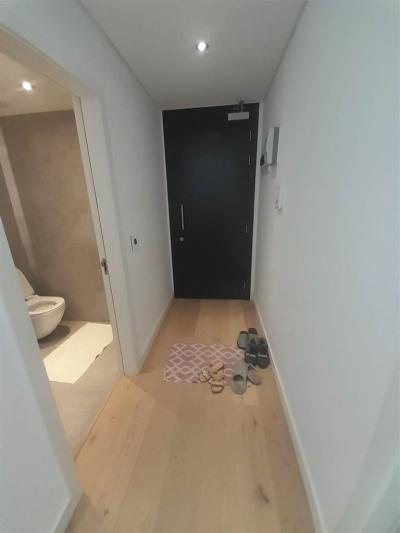 2 Bed Apartment in Vredehoek-5