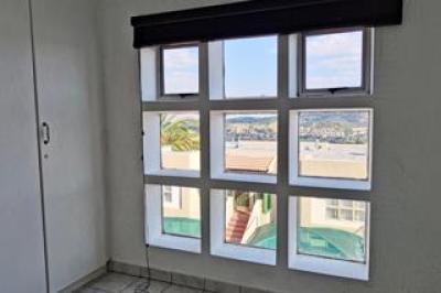 2 Bedroom Townhouse to Rent in Winchester Hills