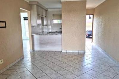 2 Bedroom Townhouse to Rent in Winchester Hills