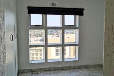 2 Bedroom Townhouse to Rent in Winchester Hills