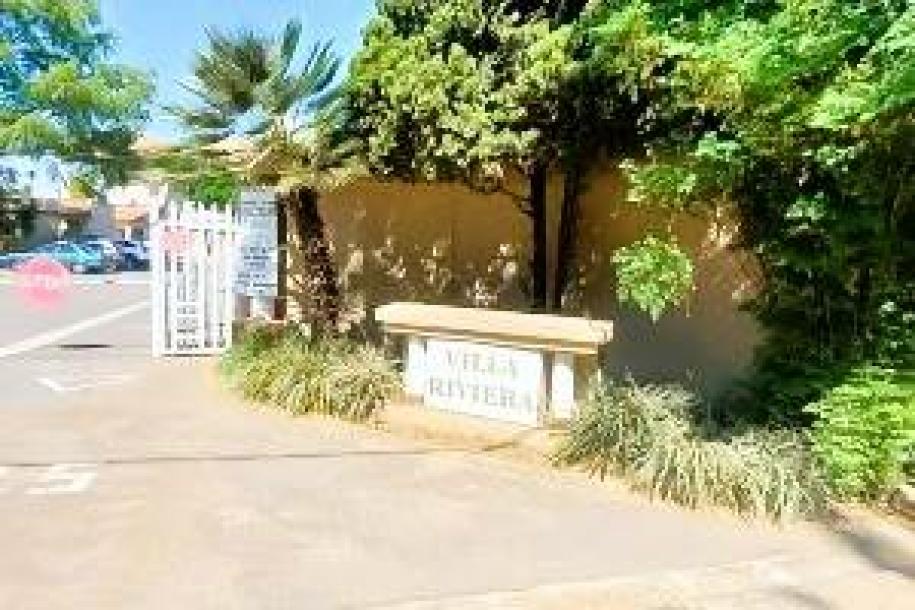 2 Bedroom Townhouse in Parys-1