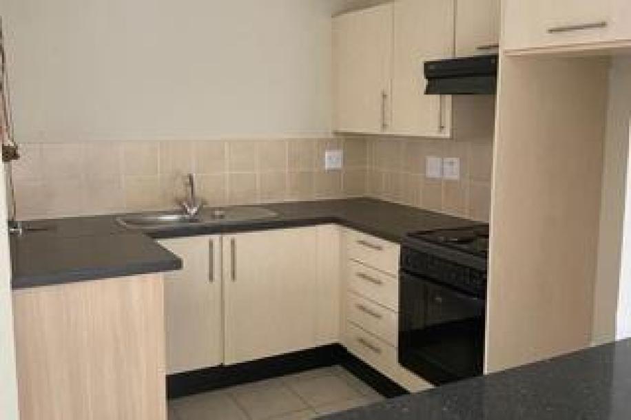 1 Bedroom Apartment / Flat to Rent in Ferndale-2