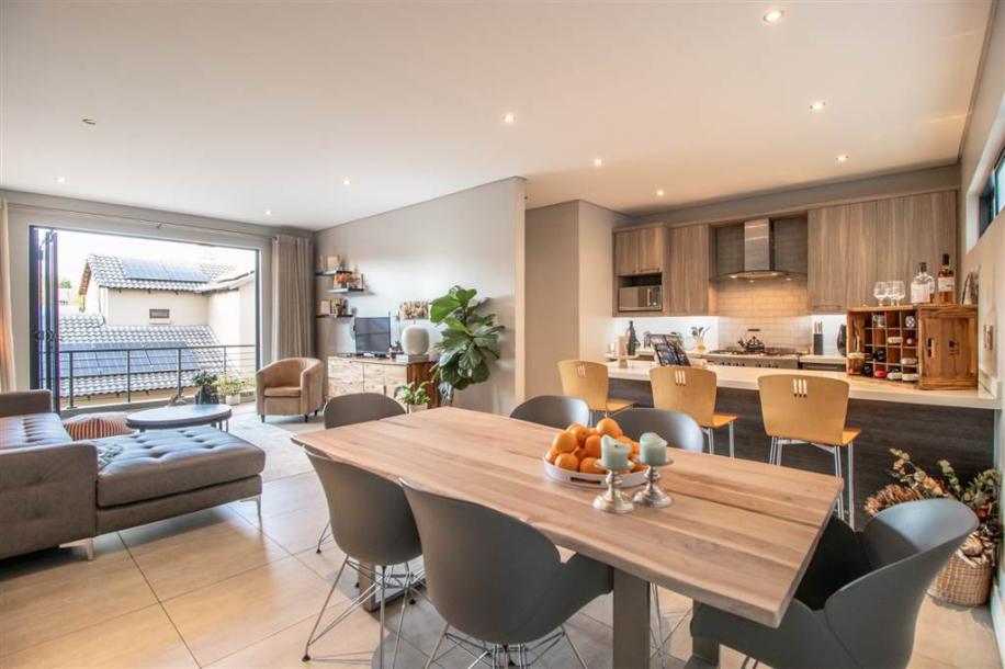 2 Bedroom Cluster in Menlo Park-1