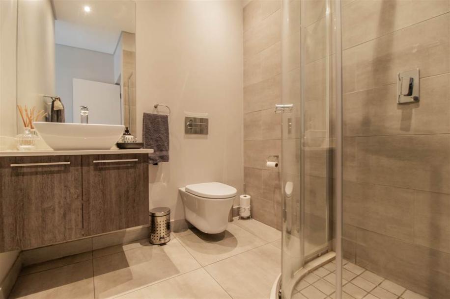 2 Bedroom Cluster in Menlo Park-16