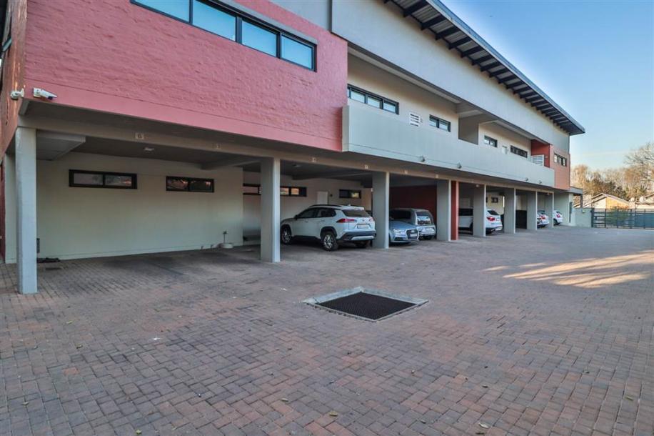 2 Bedroom Cluster in Menlo Park-17