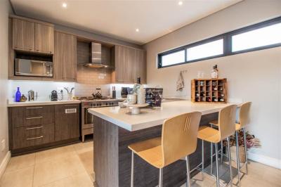 2 Bedroom Cluster in Menlo Park-6