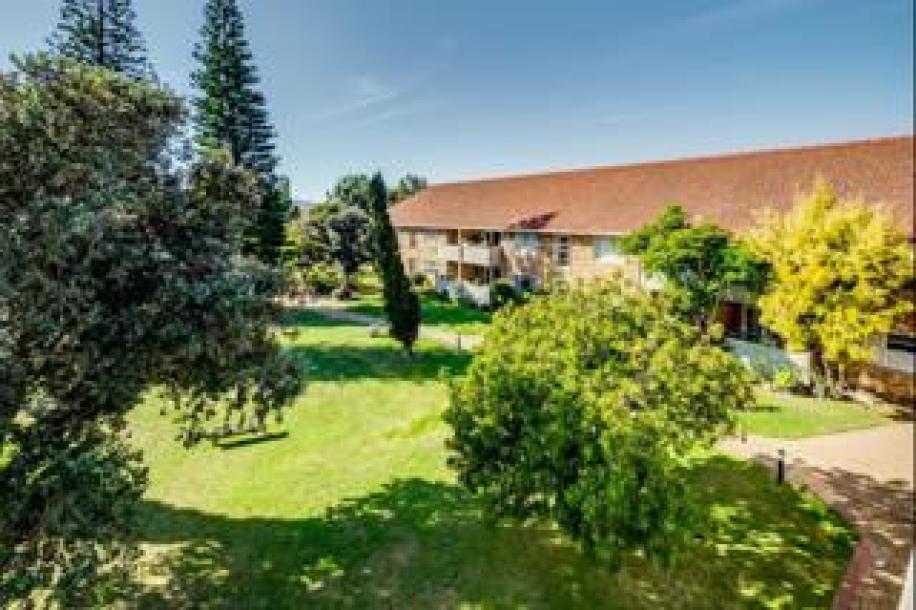 1 Bedroom Apartment / Flat for Sale in Pinelands-17