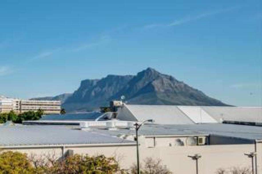 1 Bedroom Apartment / Flat for Sale in Pinelands-19