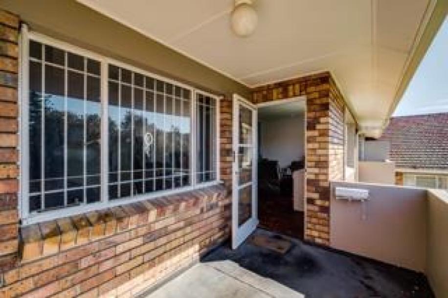 1 Bedroom Apartment / Flat for Sale in Pinelands-7