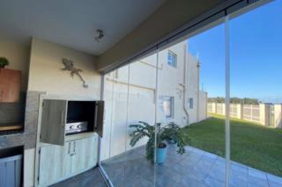 3 Bedroom Apartment / Flat for Sale in Uvongo-15