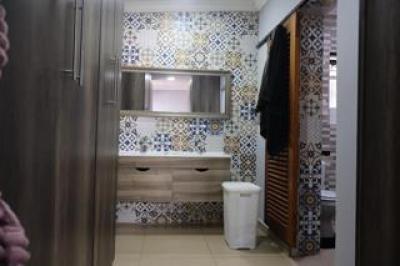 6 Bedroom House for Sale in Verwoerdpark-9