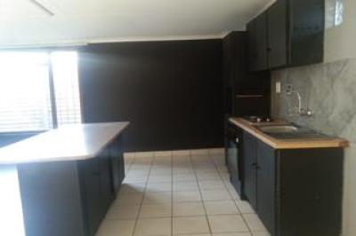 6 Bedroom House for Sale in Verwoerdpark-16