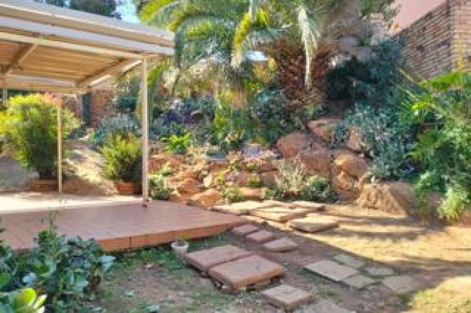 3 Bedroom Townhouse for Sale in Ridgeway-13