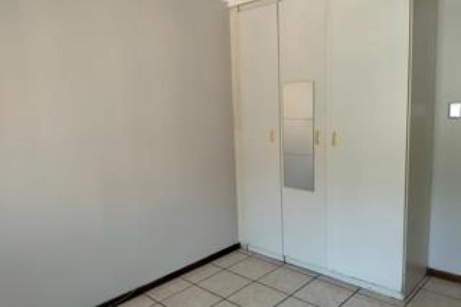 3 Bedroom Townhouse for Sale in Ridgeway-7