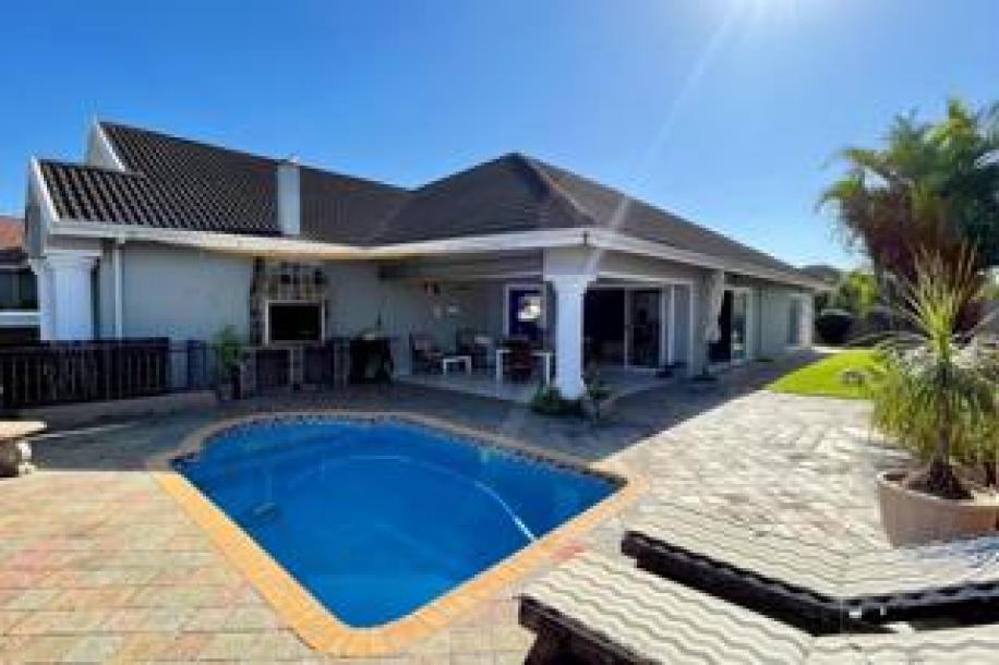 4 Bedroom House for Sale in Shelly Beach-0