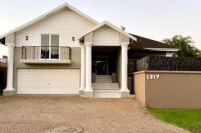 4 Bedroom House for Sale in Shelly Beach-19