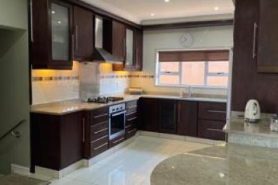 4 Bedroom House for Sale in Shelly Beach-5