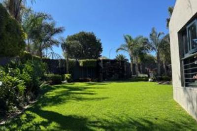 5 Bedroom House for Sale in Winchester Hills