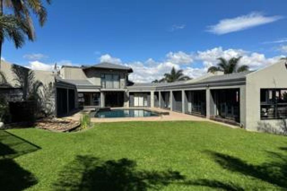 5 Bedroom House for Sale in Winchester Hills-17