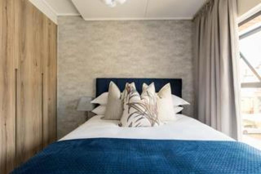 1 Bedroom Apartment / Flat to Rent in Linbro Park-5