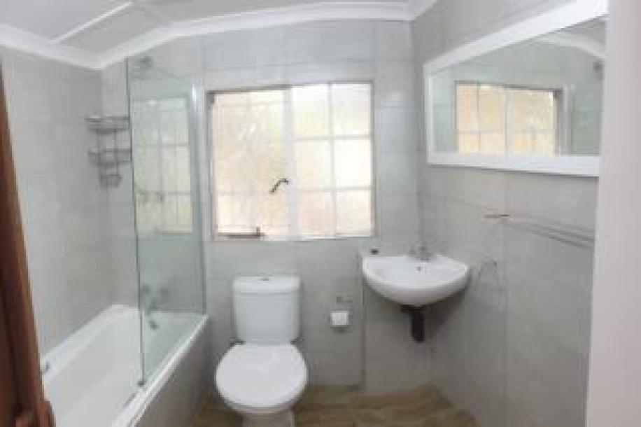 1 Bedroom Apartment / Flat to Rent in Bothas Hill-4