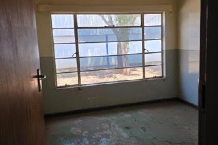 Industrial Property to Rent in Uraniaville-12