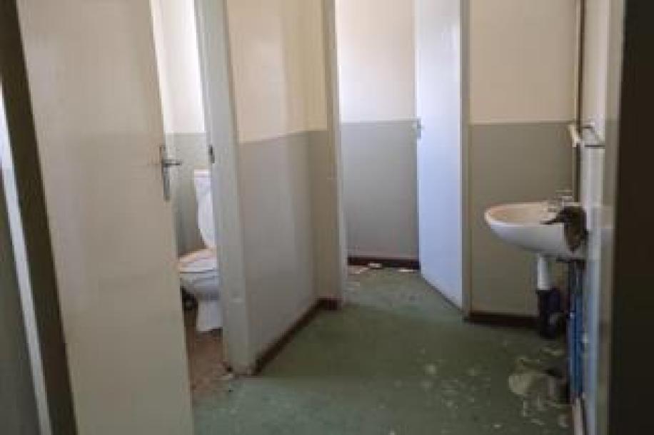 Industrial Property to Rent in Uraniaville-14