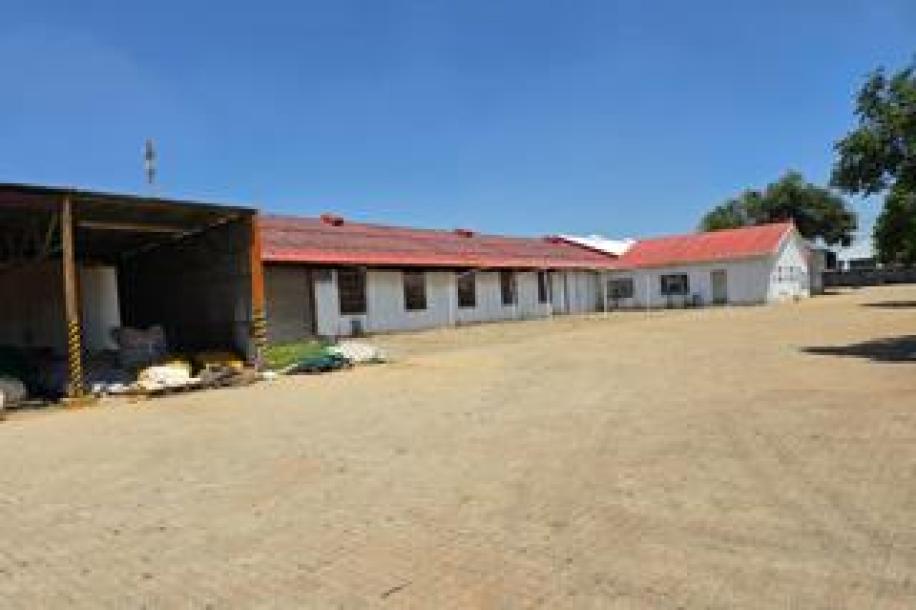 Industrial Property to Rent in Uraniaville-8