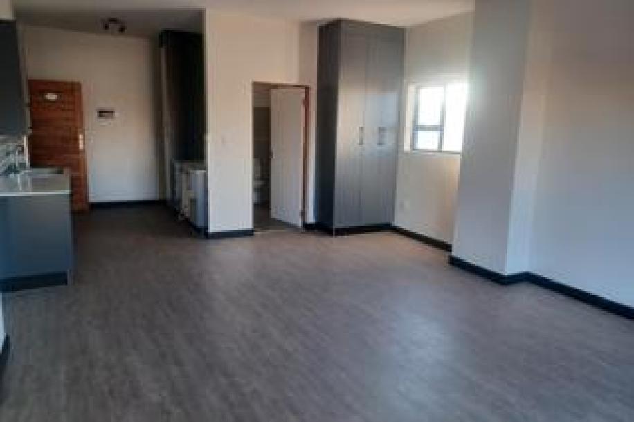 Apartment / Flat to Rent in Corridor Hill-8