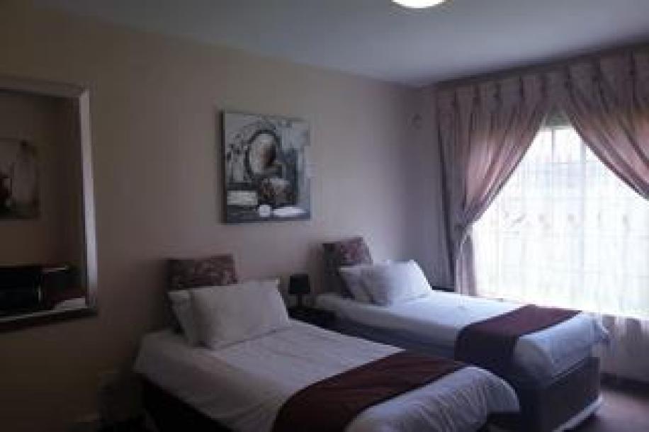 3 Bedroom Apartment / Flat to Rent in Die Heuwel Ext 1-1
