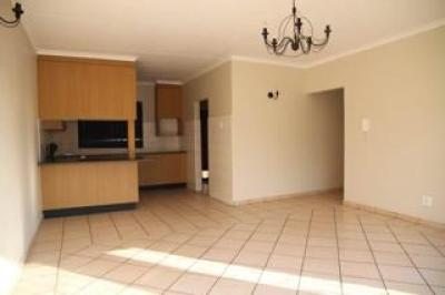 2 Bedroom Townhouse to Rent in Amberfield-9