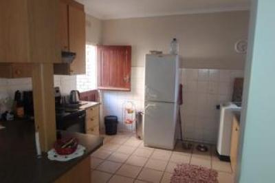 2 Bedroom Townhouse to Rent in Amberfield-8