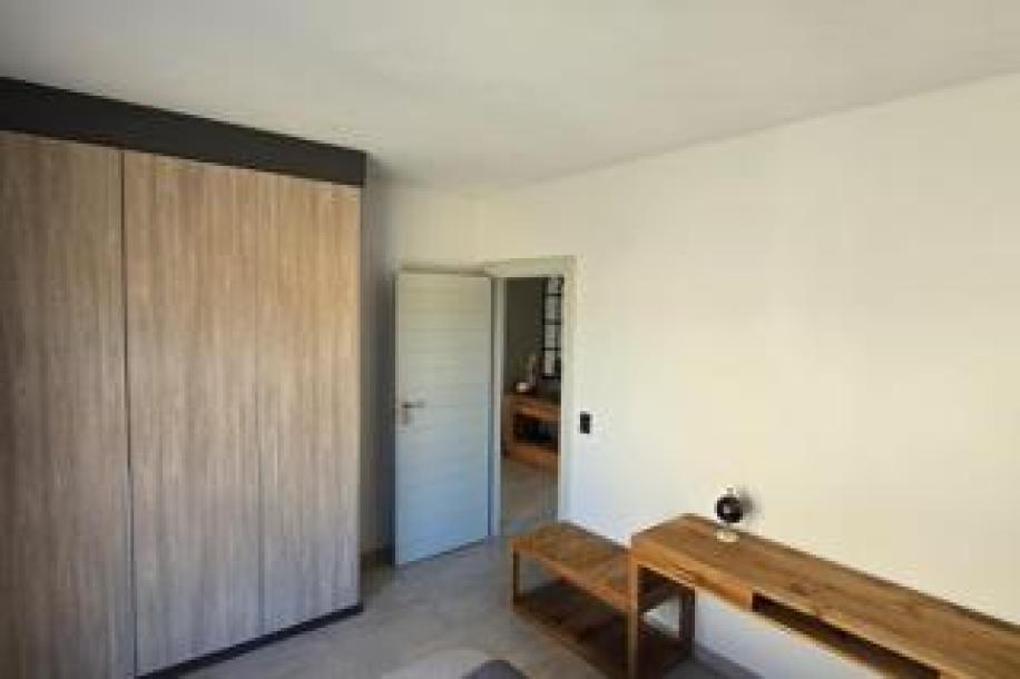 3 Bedroom Townhouse to Rent in Heron Banks Golf Estate-9
