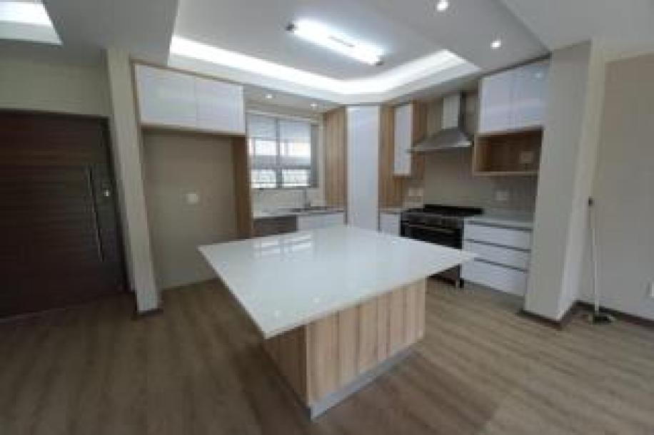 3 Bedroom Townhouse to Rent in Humewood-0
