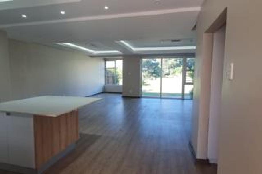 3 Bedroom Townhouse to Rent in Humewood-18