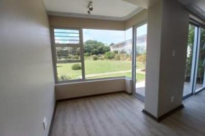 3 Bedroom Townhouse to Rent in Humewood-3