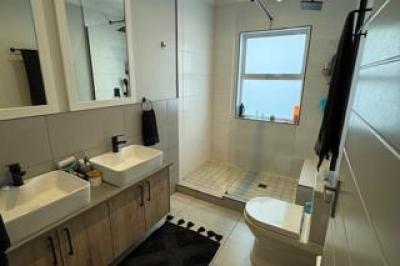 4 Bedroom House for Sale in Erasmus Park-17