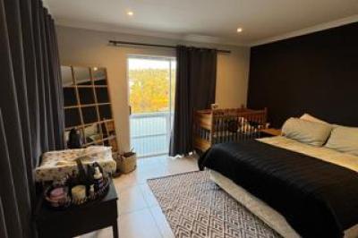 4 Bedroom House for Sale in Erasmus Park-18