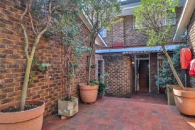 2 Bedroom Townhouse for Sale in Constantia Park-2