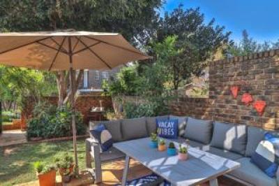 2 Bedroom Townhouse for Sale in Constantia Park-7